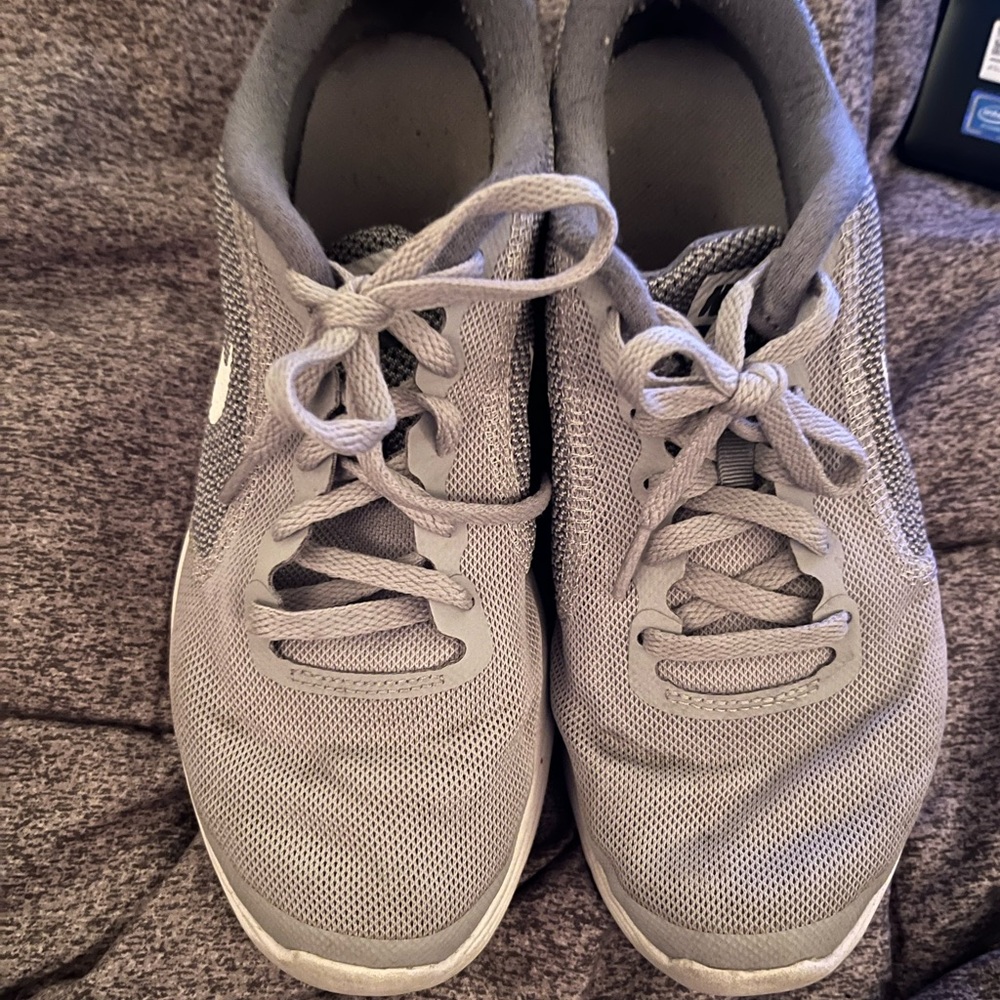 Girls Nike Revolution 3